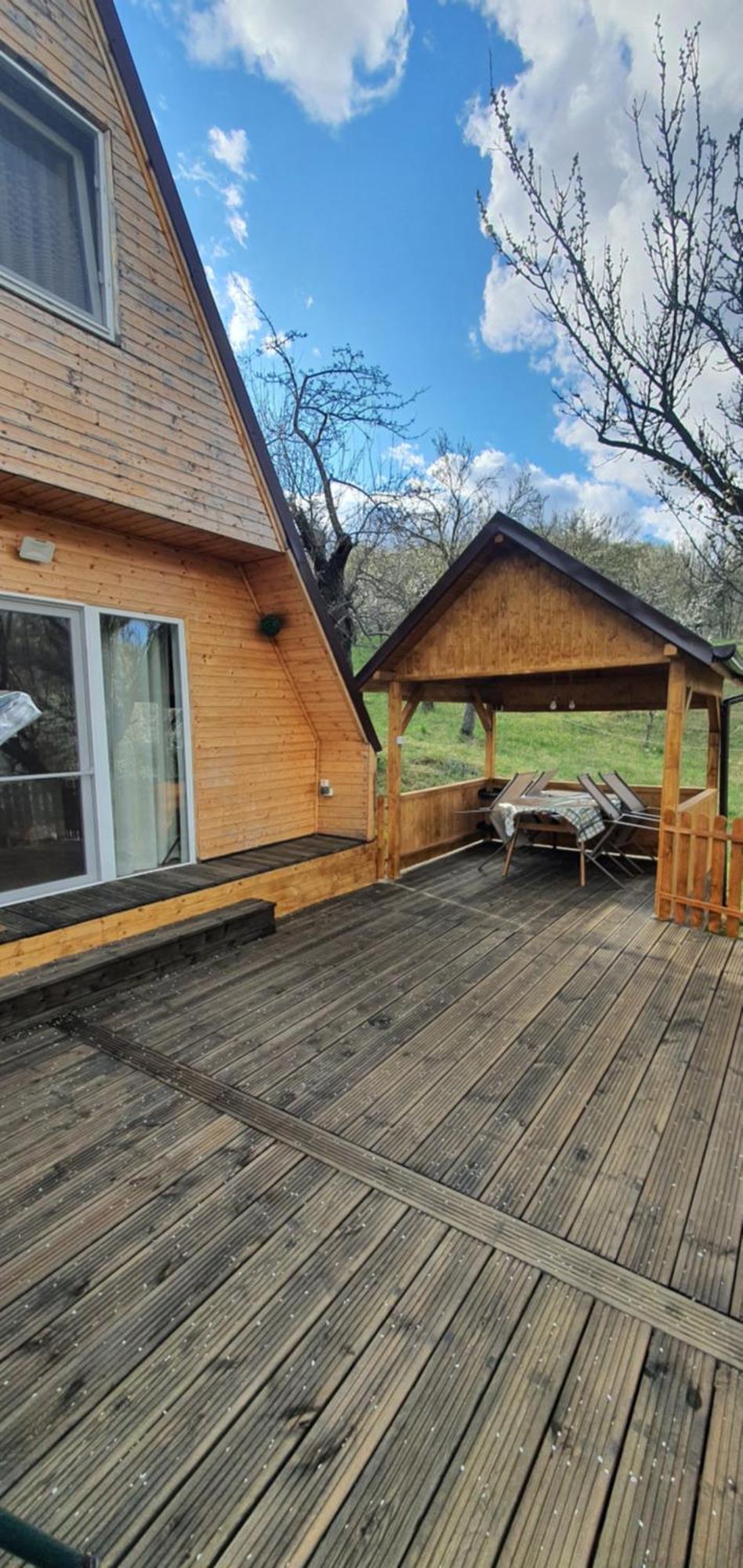 Cabana Din Livada Pucioasa Luaran gambar